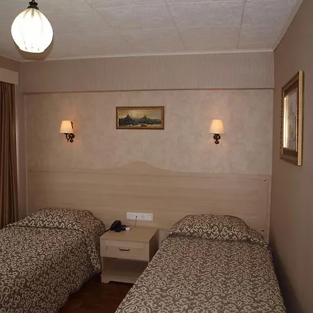 Nezih Hotel 2*