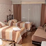 Hotel Nezih 2*